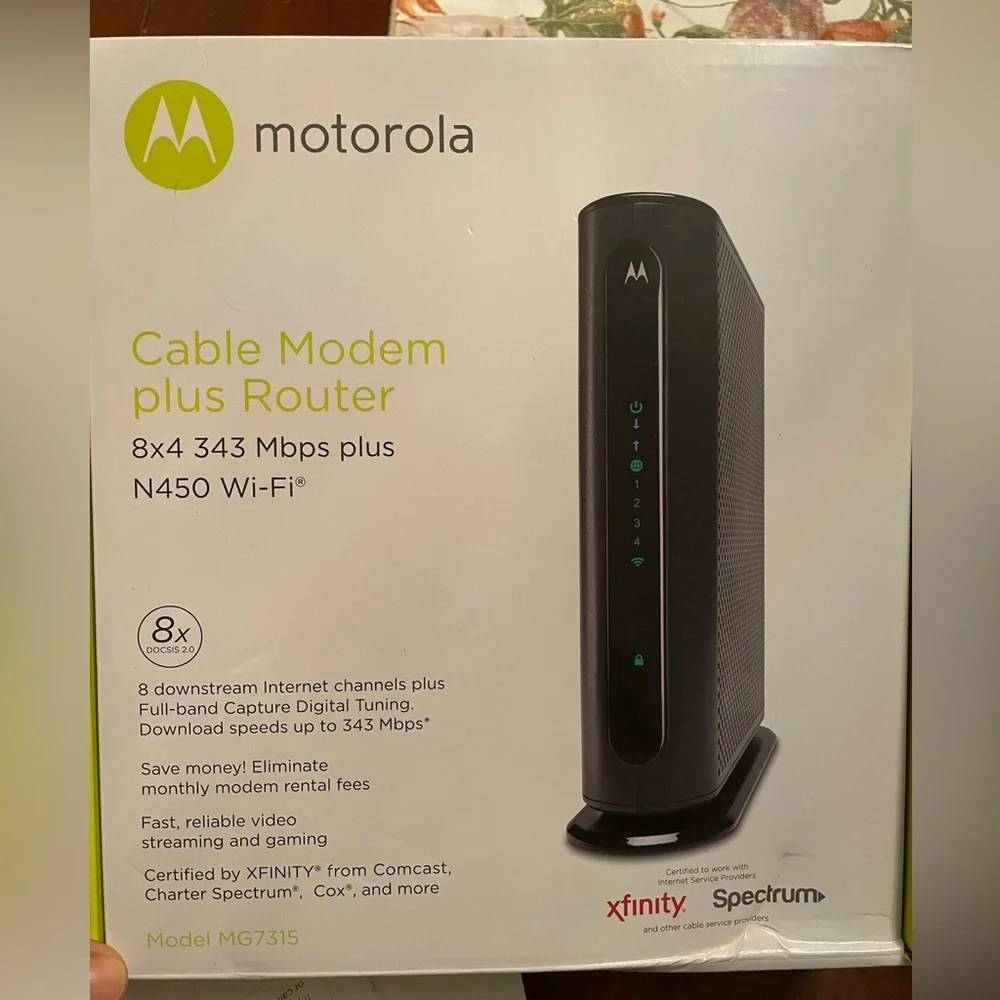 Cable Modem plus Router - Picture 3 of 4